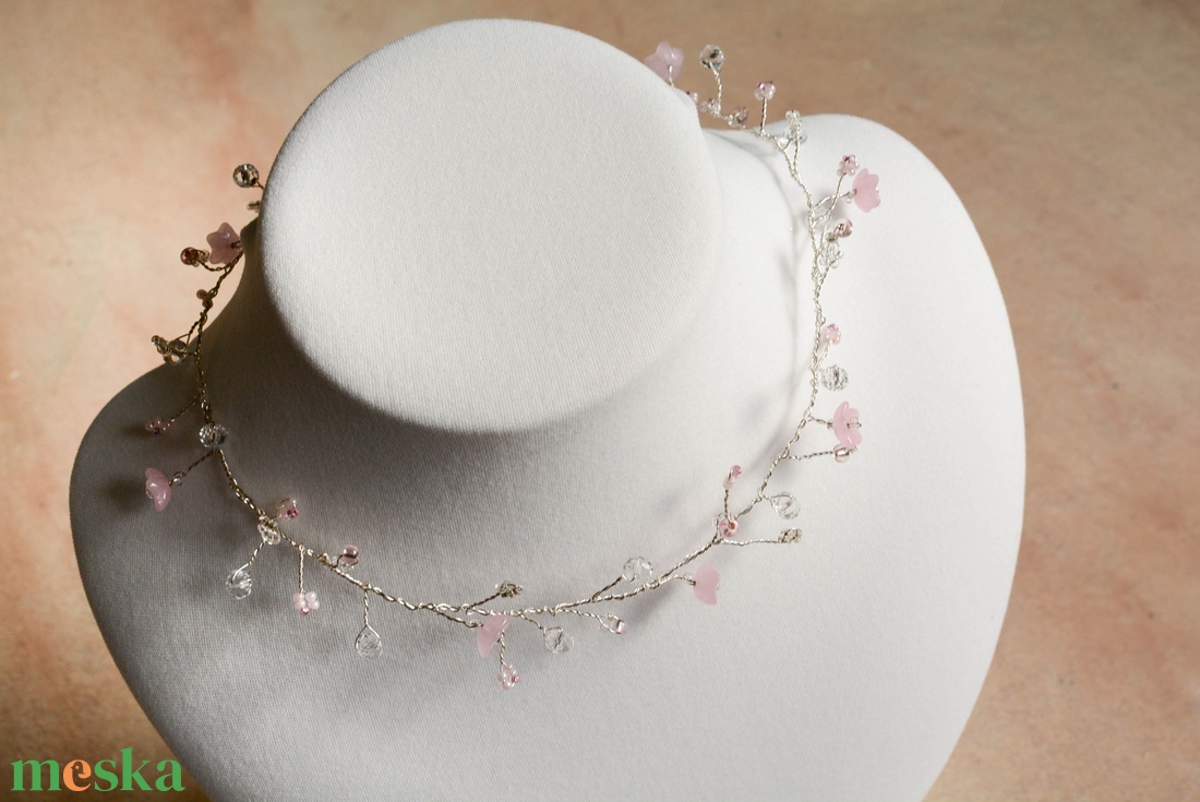 Lánc Pillefürt - Kristály-Rózsaszín, Esküvői - nikkelmentes - ékszer - nyaklánc - statement nyaklánc - Meska.hu