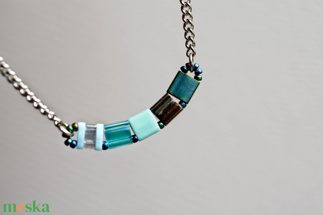 PiciPixel nyaklánc türkiz  minimalista geometrikus ékszer (41 cm) - ékszer - nyaklánc - medál nélküli nyaklánc - Meska.hu