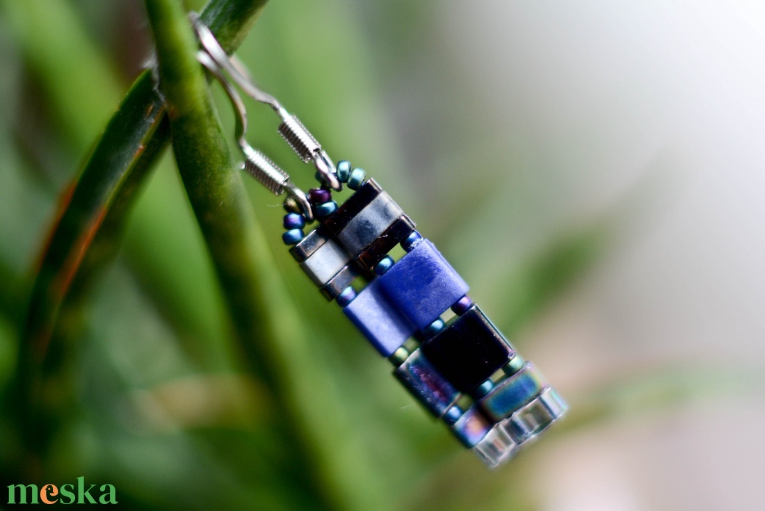 PiciPixel nyaklánc sötétkék  minimalista geometrikus ékszer (41 cm) - ékszer - nyaklánc - medál nélküli nyaklánc - Meska.hu