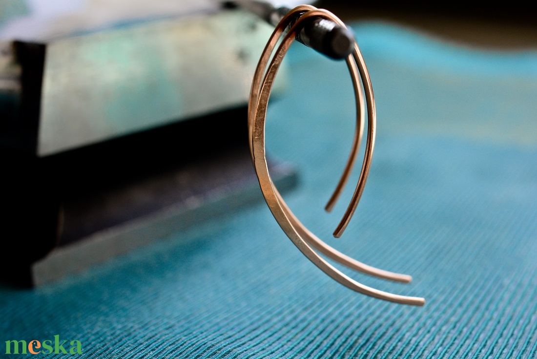 Bronz fülbevaló - ívelt - ékszer - fülbevaló - fülékszer - Meska.hu