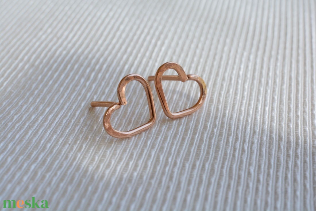 Bronz fülbevaló - szív, beszúrós - ékszer - fülbevaló - fülékszer - Meska.hu