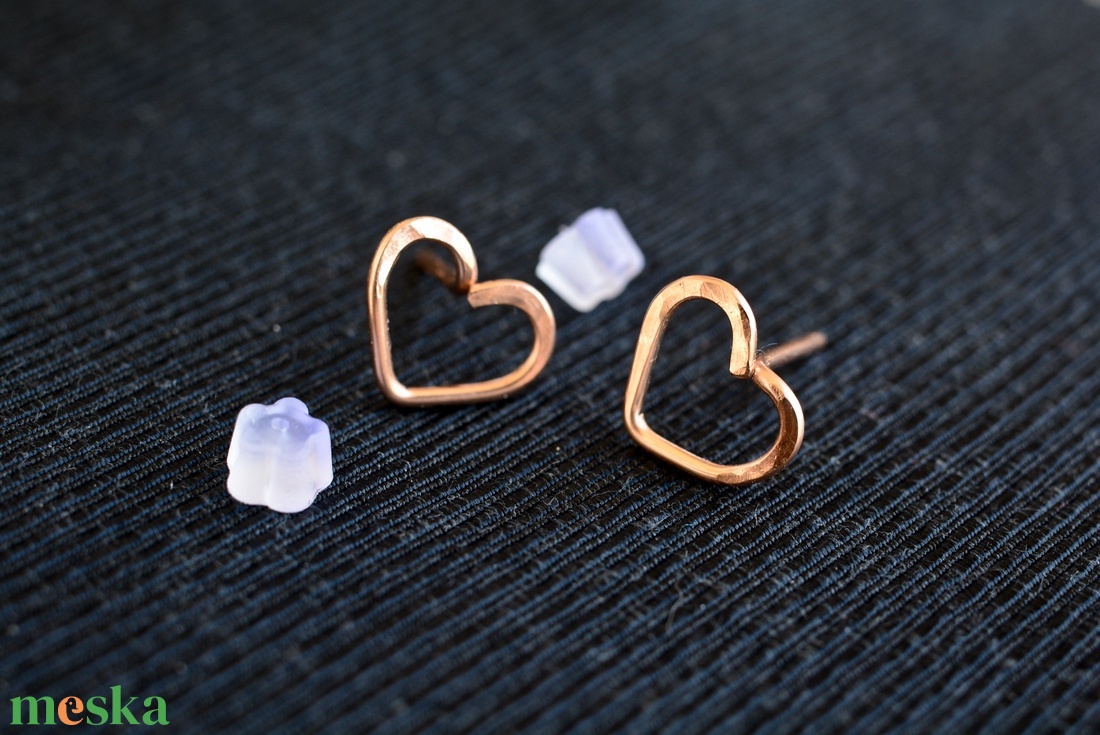 Bronz fülbevaló - szív, beszúrós - ékszer - fülbevaló - fülékszer - Meska.hu