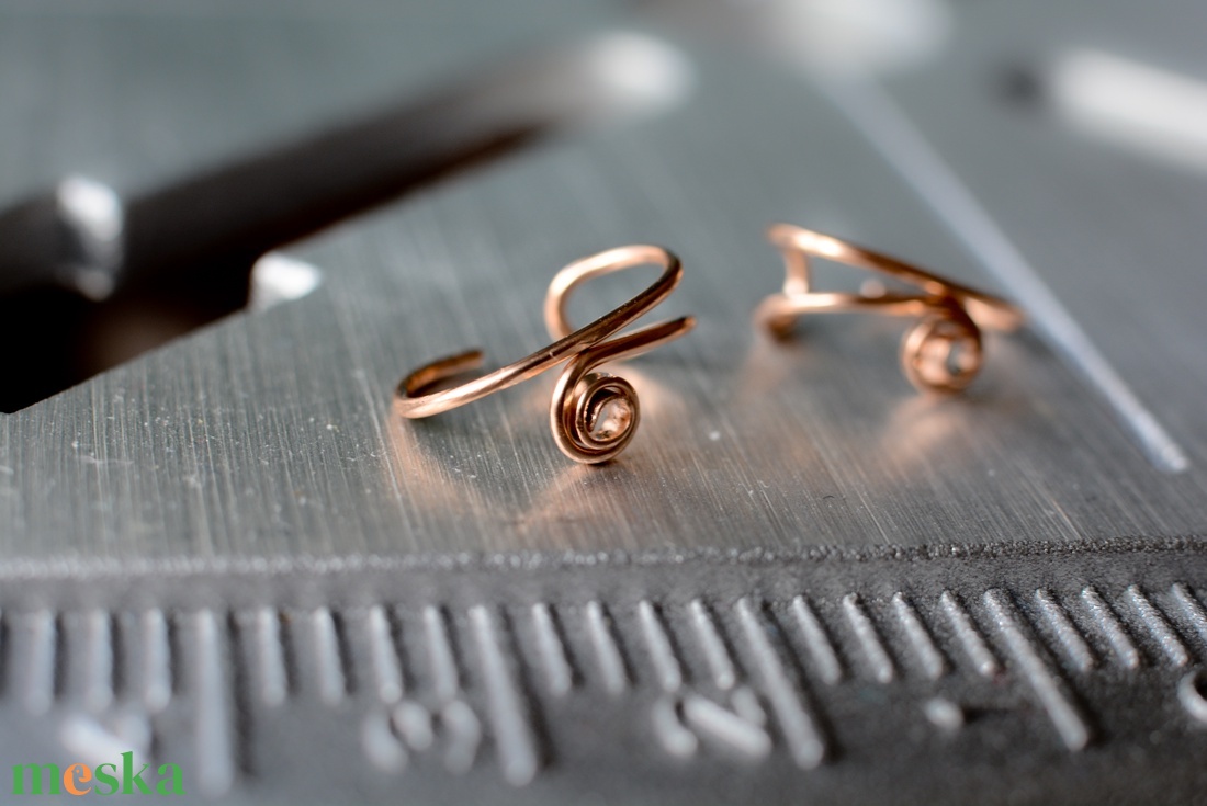 Valódi Bronz spirál fülgyűrű - ékszer - fülbevaló - fülgyűrű - Meska.hu
