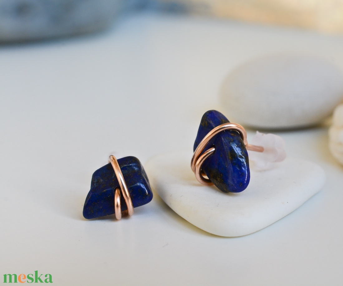 Valódi Bronz fülbevaló - lapis lazuli, beszúrós - ékszer - fülbevaló - fülékszer - Meska.hu