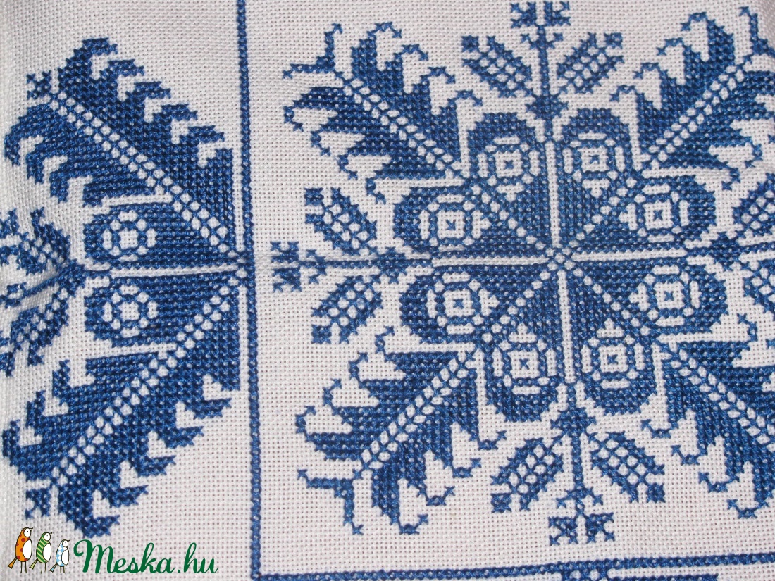 Tradicionális keresztszemes hímzéssel készült terítő - - Meska.hu Tradicionális keresztszemes hímzéssel készült terítő - - Meska.hu