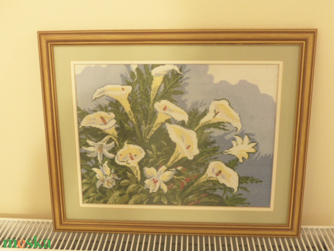 Keresztszemes kép kála virágokkal 37x46 cm, ajándéknak is kiváló, minőségi munka - művészet - textilkép - keresztszemes - Meska.hu Keresztszemes kép kála virágokkal 37x46 cm, ajándéknak is kiváló, minőségi munka - művészet - textilkép - keresztszemes - Meska.hu