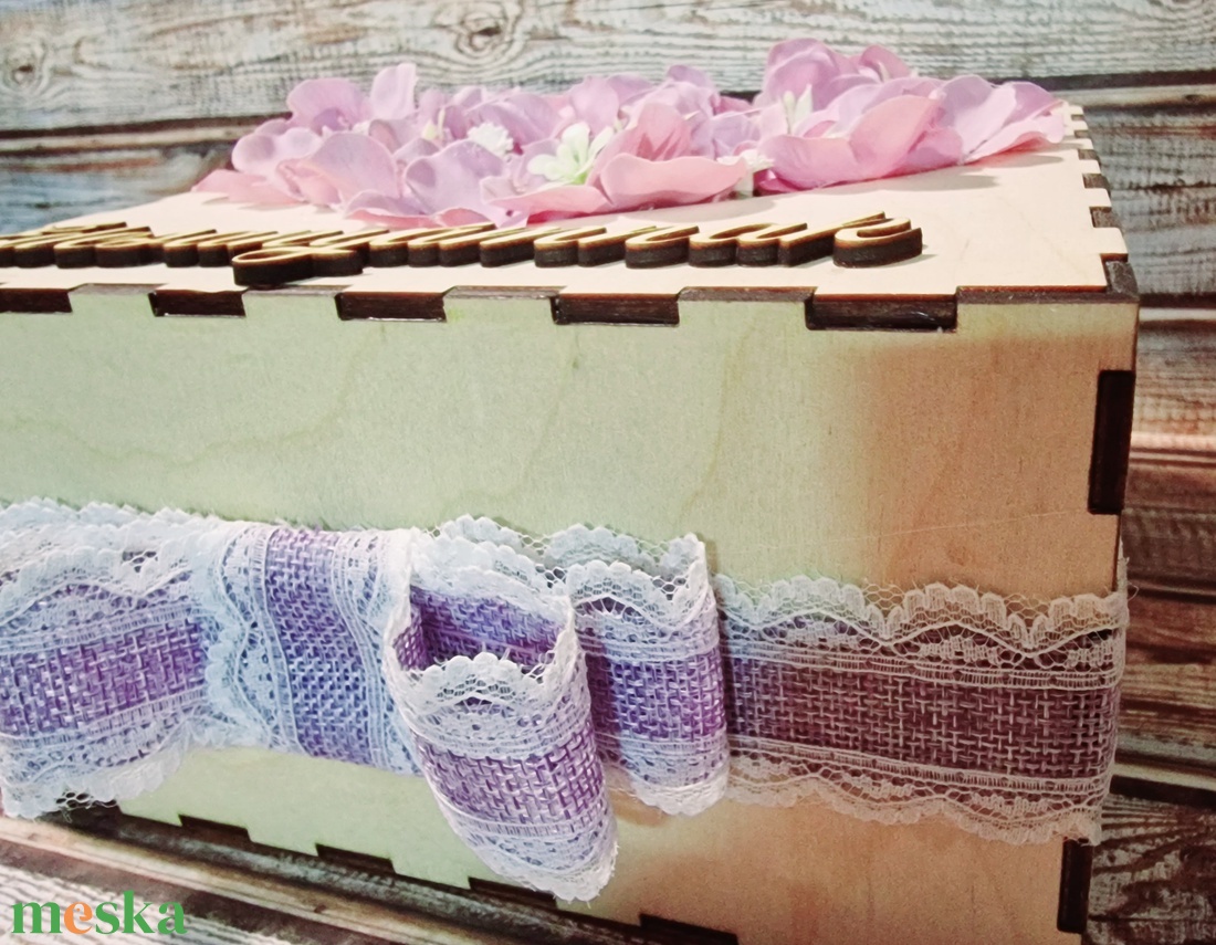 Szülőköszöntő virág box, édesanyának, nagymamának - esküvő - emlék & ajándék - szülőköszöntő ajándék - Meska.hu Szülőköszöntő virág box, édesanyának, nagymamának - esküvő - emlék & ajándék - szülőköszöntő ajándék - Meska.hu