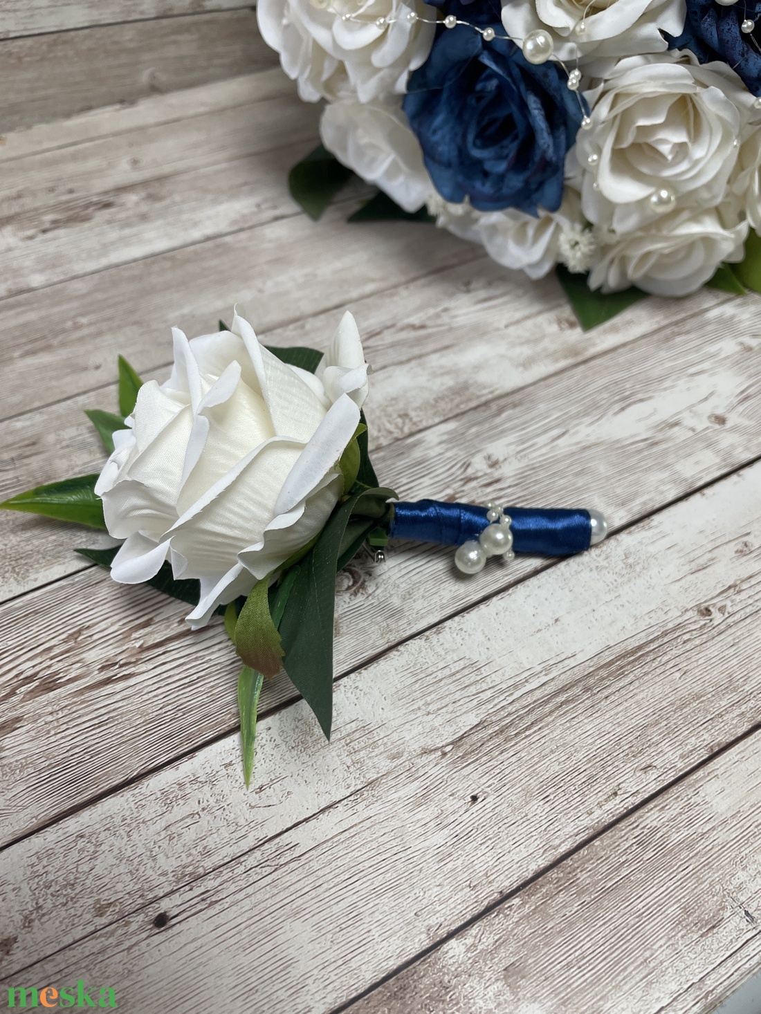 Örök menyasszonyi csokor vőlegény kitűzővel - kék-fehér - esküvő - menyasszonyi- és dobócsokor - Meska.hu