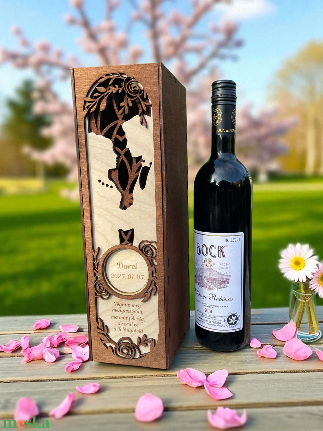 Prémium szülőköszöntő szett, 1 db virágbox, 1 db bortartó - esküvő - emlék & ajándék - szülőköszöntő ajándék - Meska.hu