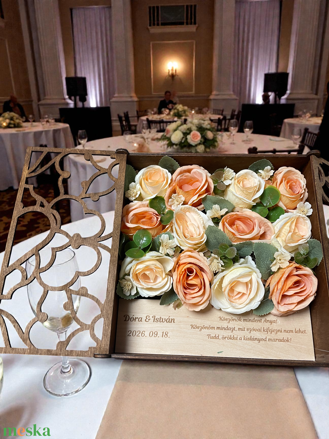 Szülőköszöntő virág box, édesanyának, nagymamának - esküvő - emlék & ajándék - szülőköszöntő ajándék - Meska.hu