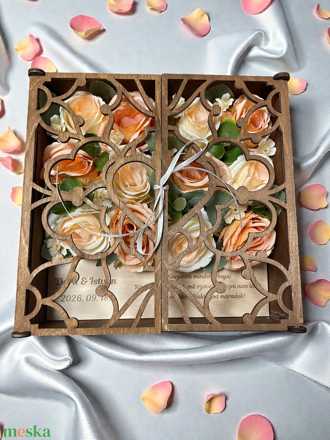 Szülőköszöntő virág box, édesanyának, nagymamának - esküvő - emlék & ajándék - szülőköszöntő ajándék - Meska.hu