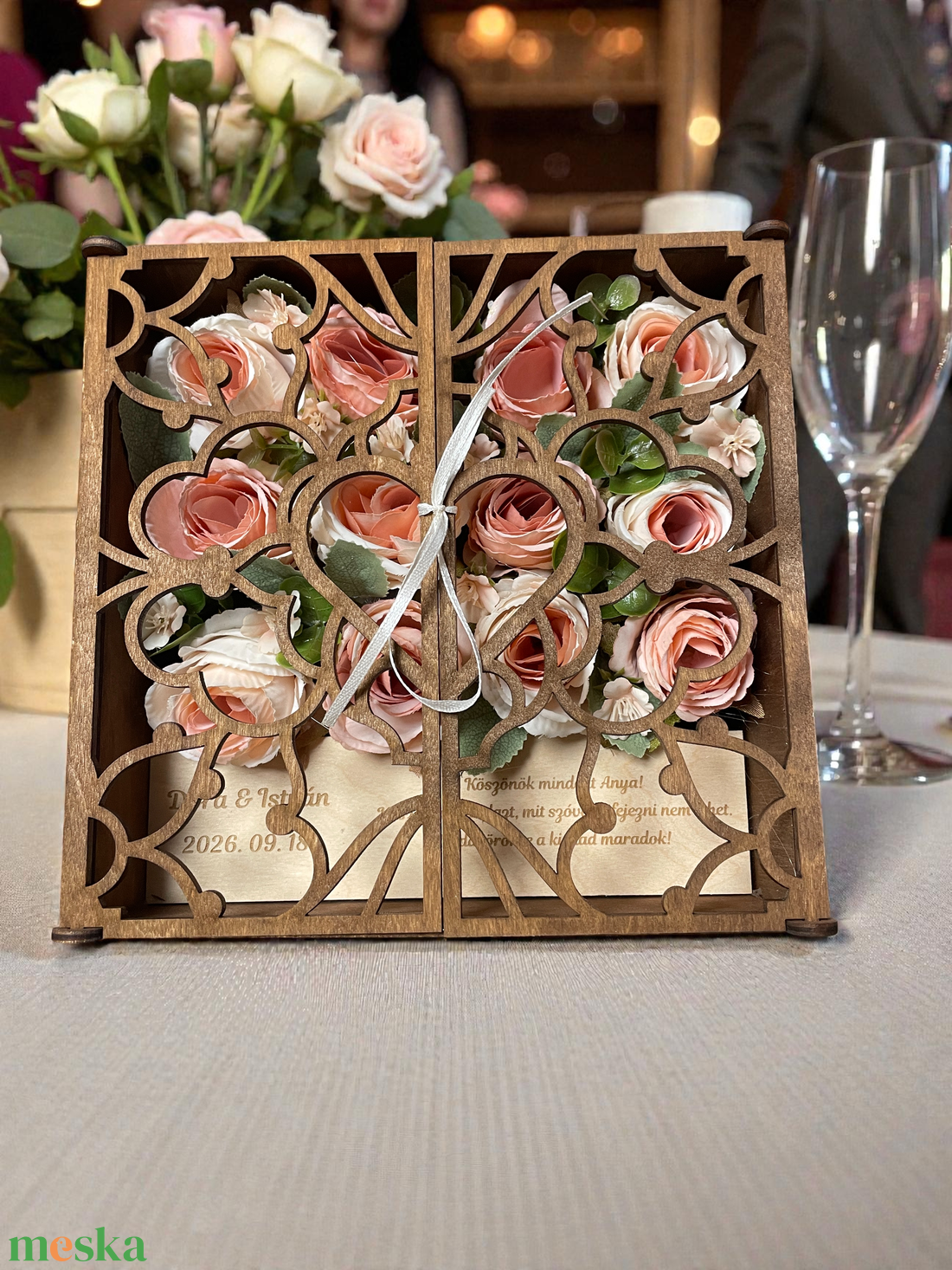 Szülőköszöntő virág box, édesanyának, nagymamának - esküvő - emlék & ajándék - szülőköszöntő ajándék - Meska.hu