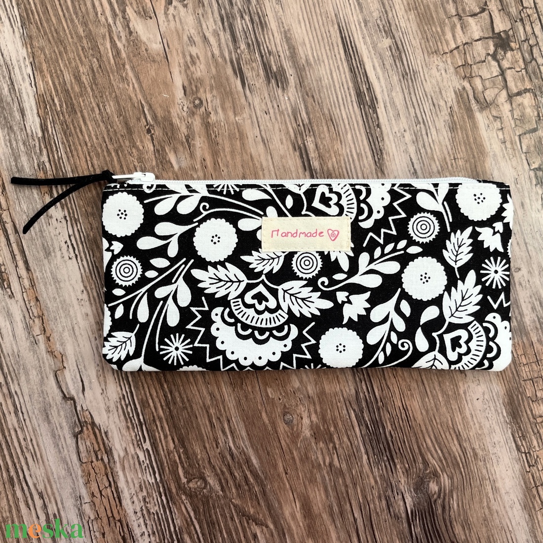 Virág mintás neszesszer tolltartó szemüvegtartó karácsony ajándék gyereknap pedagógusnap - otthon & életmód - papír, írószer - tolltartó & ceruzatekercs - Meska.hu