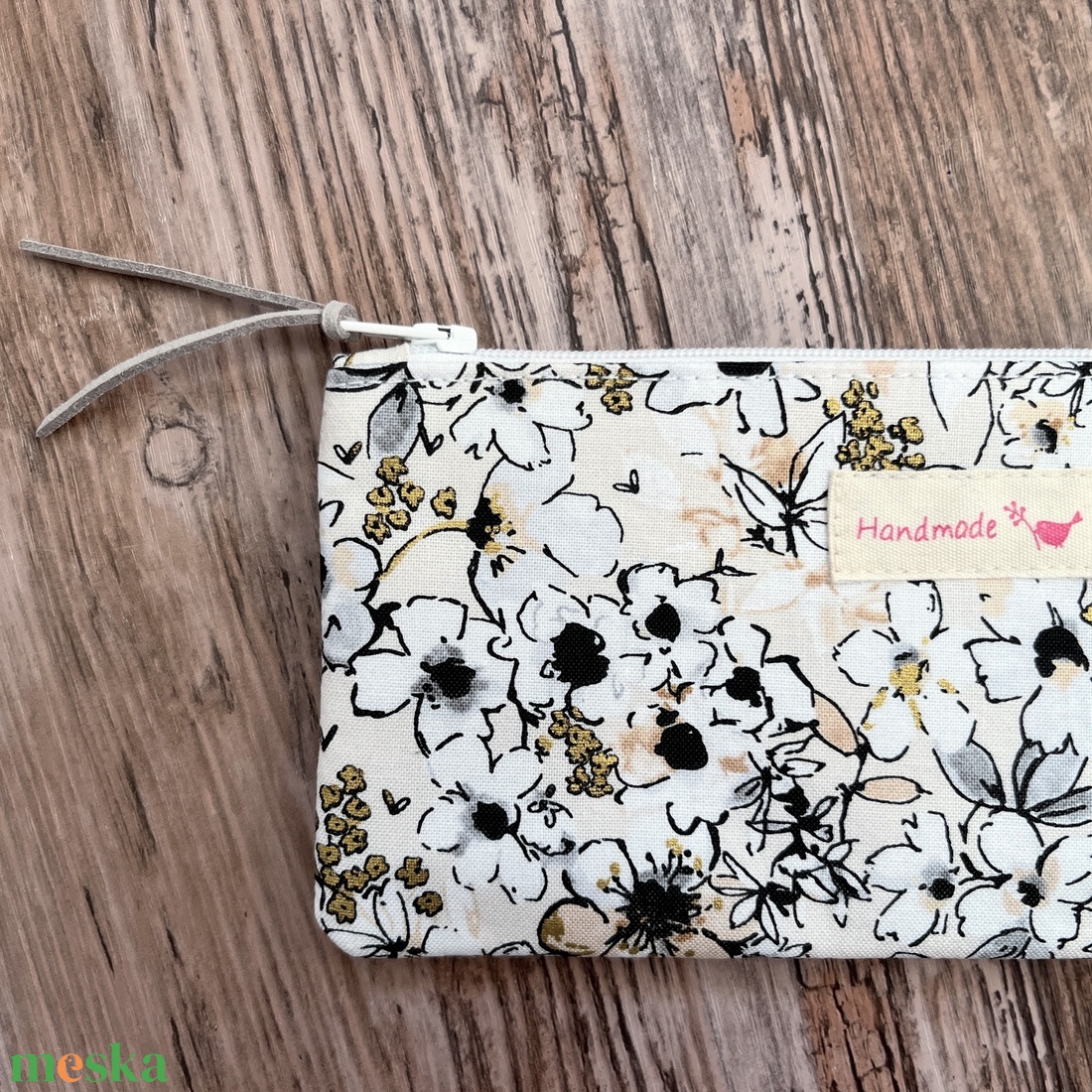 Bézs-arany virágos tolltartó neszesszer szemüvegtartó virágmintás neszeszer karácsony ajándék - táska & tok - neszesszer - Meska.hu