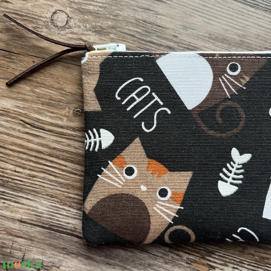 Cica mintás dekorvászon neszesszer irattartó ajándék születénap gyereknap - táska & tok - neszesszer - Meska.hu