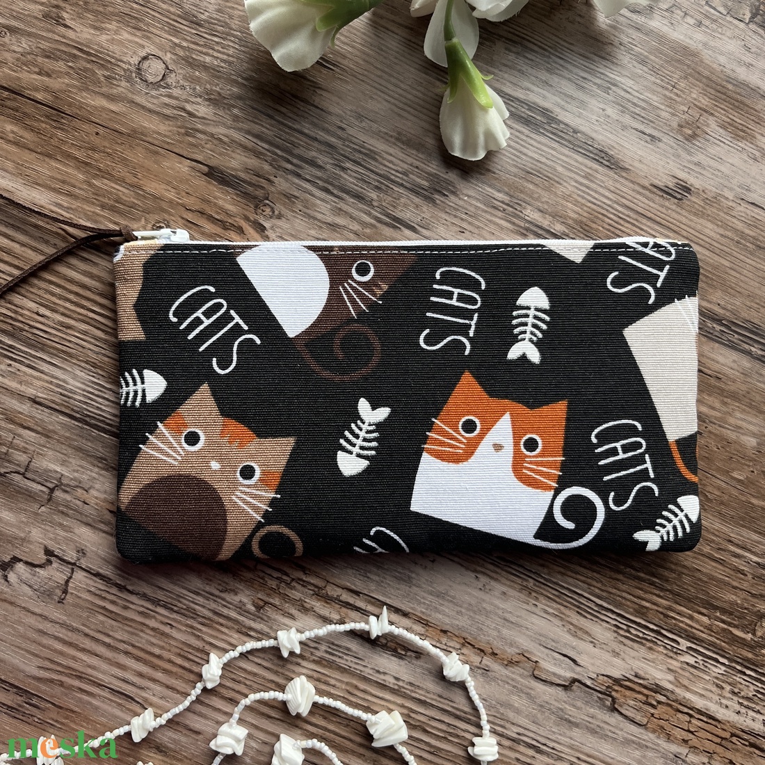 Cica mintás dekorvászon neszesszer irattartó ajándék születénap gyereknap - táska & tok - neszesszer - Meska.hu