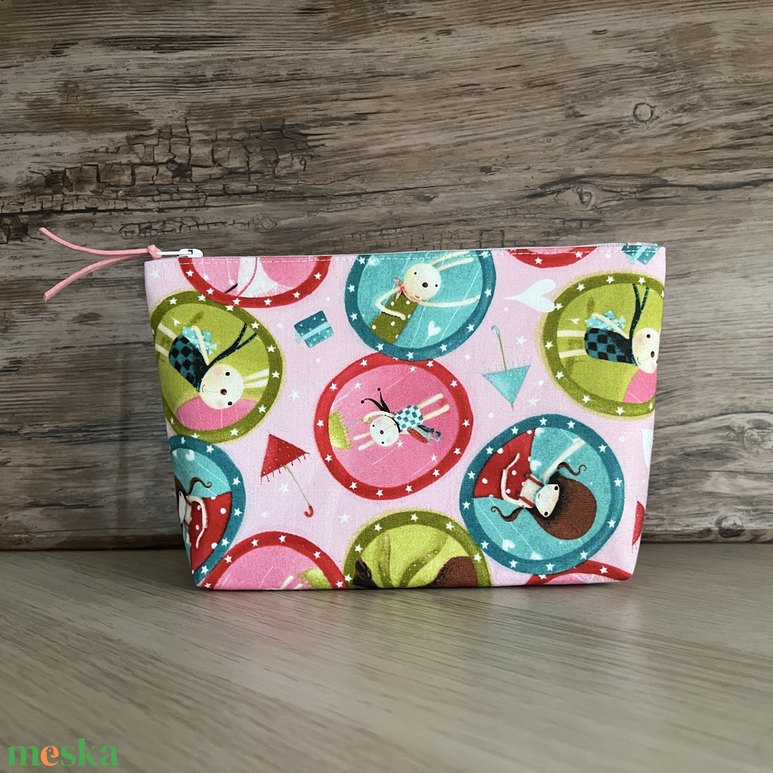 Nyuszi mintás neszesszer pipere táska születésnap gyereknap pedagógusnap neszeszer - táska & tok - neszesszer - Meska.hu