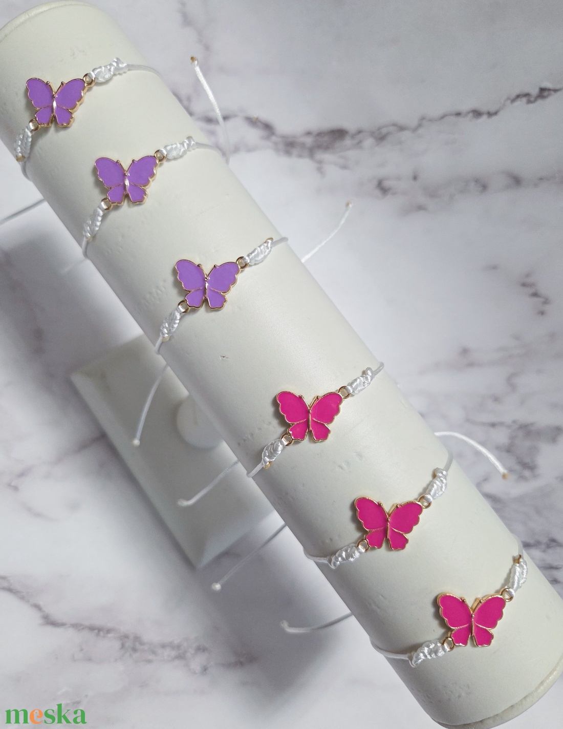 Pillangós karkötő - ékszer - karkötő - karkötő medállal - Meska.hu