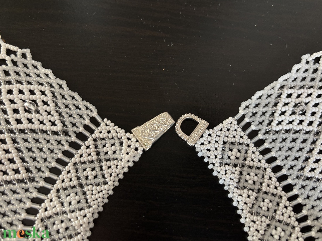 Fehér kriza nyaklánc - ékszer - nyaklánc - gyöngyös nyaklánc - Meska.hu