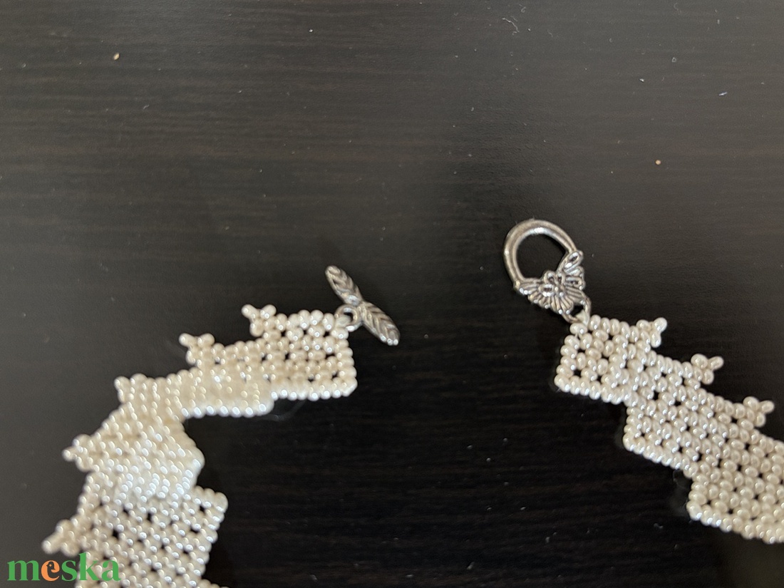 Ék-alakúnyaklánc - ékszer - nyaklánc - gyöngyös nyaklánc - Meska.hu