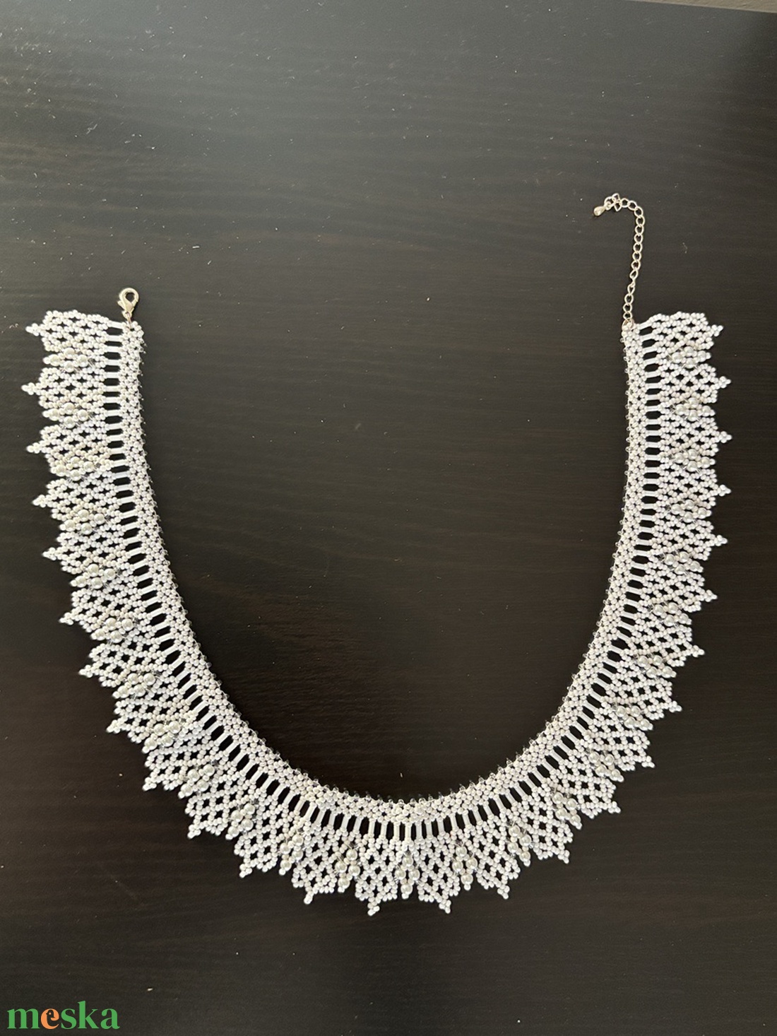 Alkalmi fehér gyöngyös nyaklánc - ékszer - nyaklánc - gyöngyös nyaklánc - Meska.hu