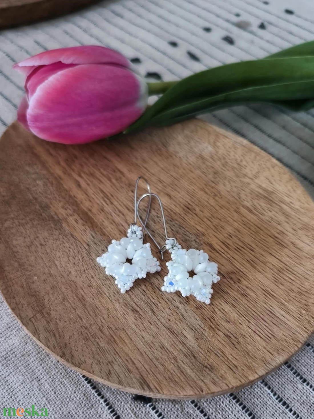 Hópehely gyöngyfűzött fülbevaló - ékszer - fülbevaló - lógó fülbevaló - Meska.hu