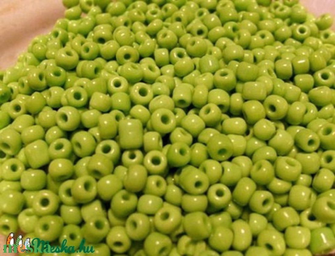 4 mm-es kásagyöngy 100 g - gyöngy, ékszerkellék - kásagyöngy - Meska.hu