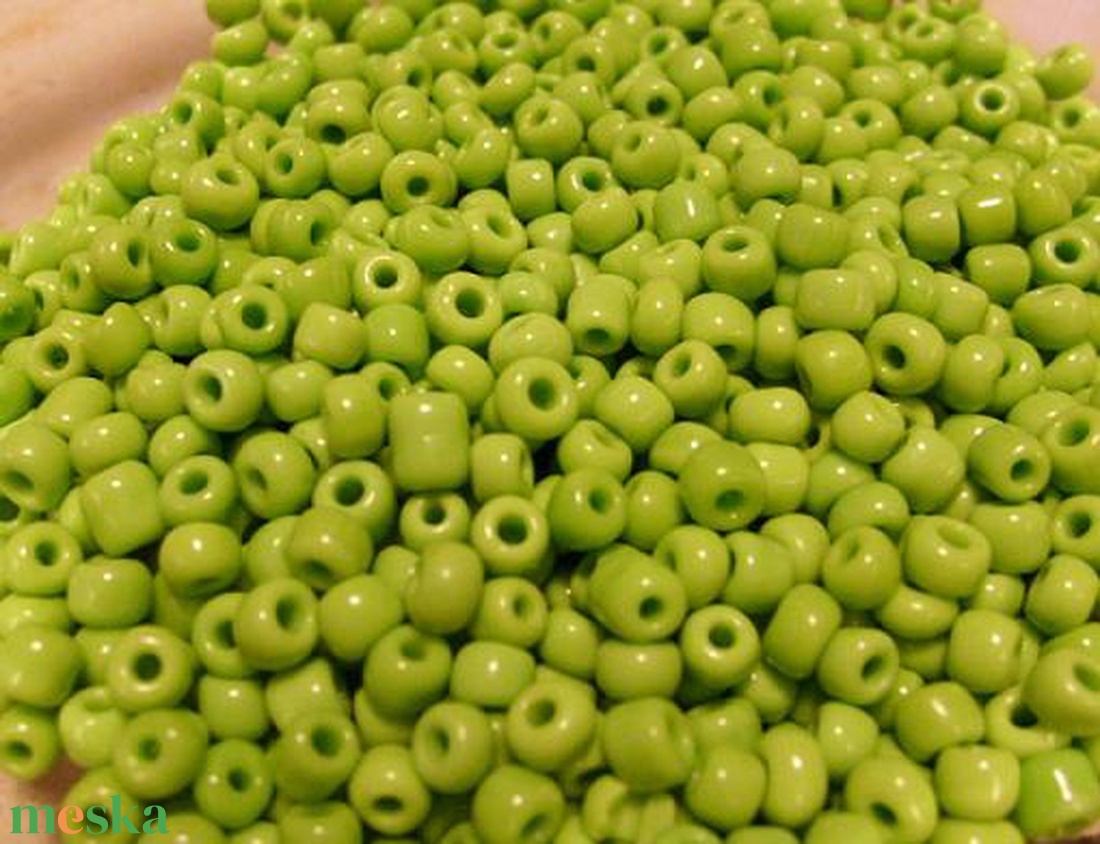4 mm-es kásagyöngy 5 x 20 g - kellékek & szerszámok - gyöngyfűzés kellékek - kásagyöngy - Meska.hu