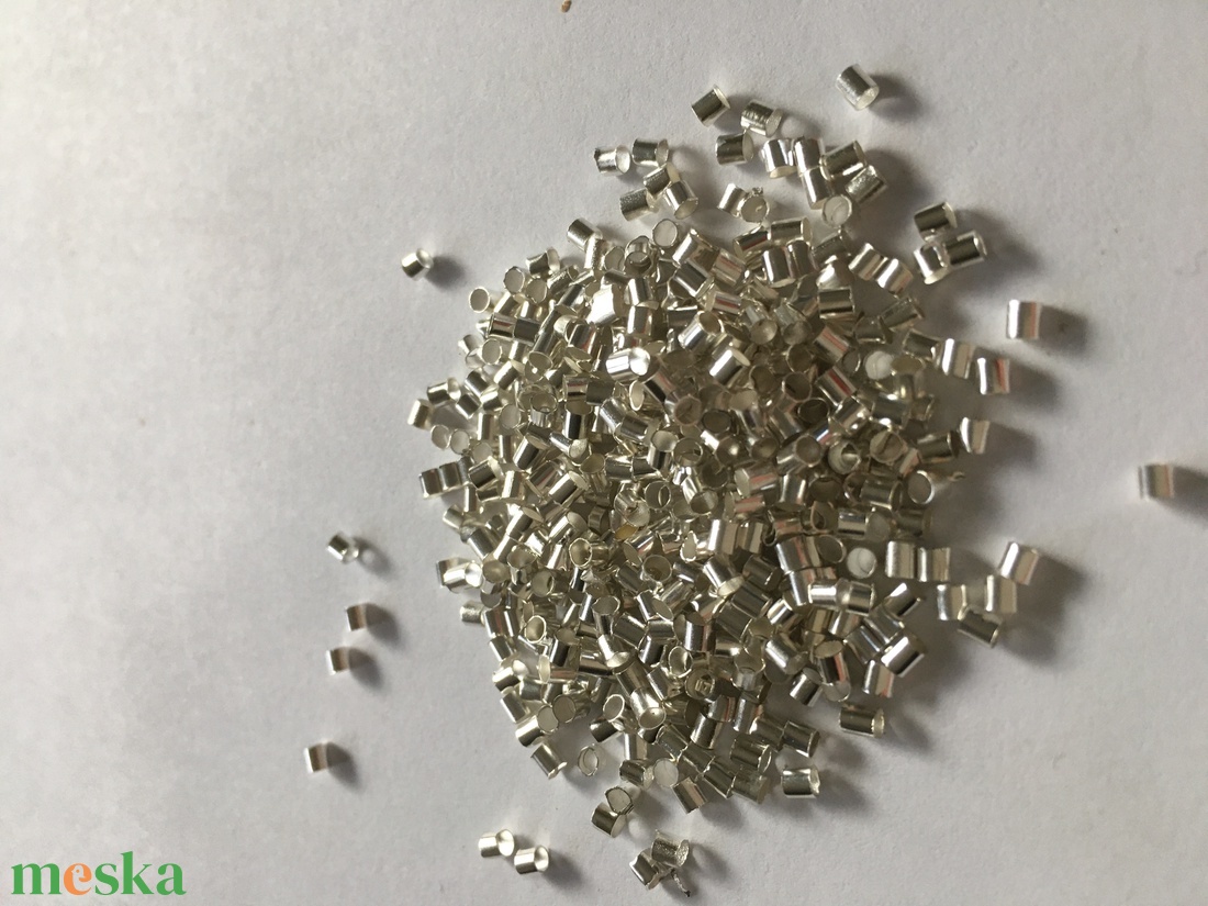 2 mm-es ezüst színű stopper gyöngy ékszer készítéshez  - gyöngy, ékszerkellék - egyéb alkatrész - Meska.hu