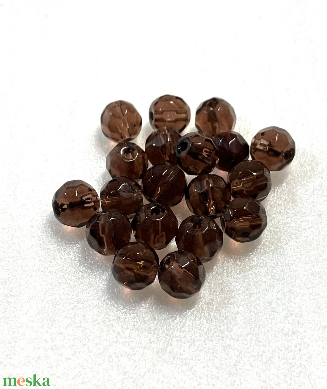 BARNÁSLILA, CSISZOLT ÜVEGGYÖNGY, 6 MM-ES - kellékek & szerszámok - gyöngyfűzés kellékek - üveggyöngy - Meska.hu BARNÁSLILA, CSISZOLT ÜVEGGYÖNGY, 6 MM-ES - kellékek & szerszámok - gyöngyfűzés kellékek - üveggyöngy - Meska.hu