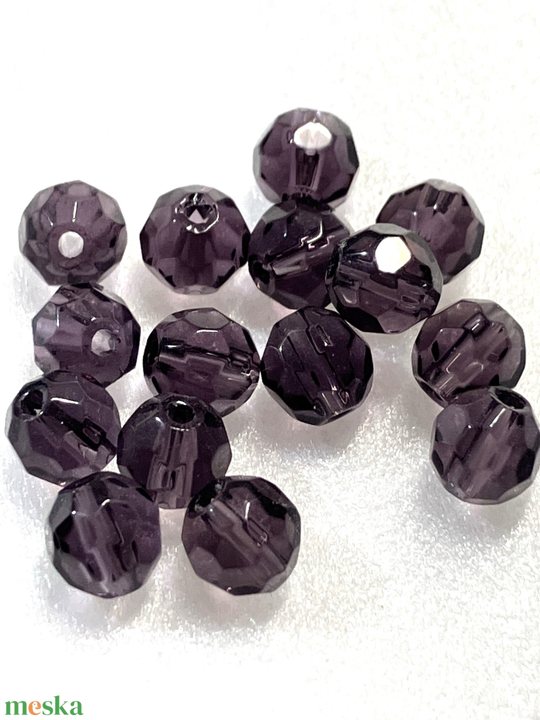 LILA, CSISZOLT ÜVEGGYÖNGY, 6 MM-ES - kellékek & szerszámok - gyöngyfűzés kellékek - üveggyöngy - Meska.hu LILA, CSISZOLT ÜVEGGYÖNGY, 6 MM-ES - kellékek & szerszámok - gyöngyfűzés kellékek - üveggyöngy - Meska.hu