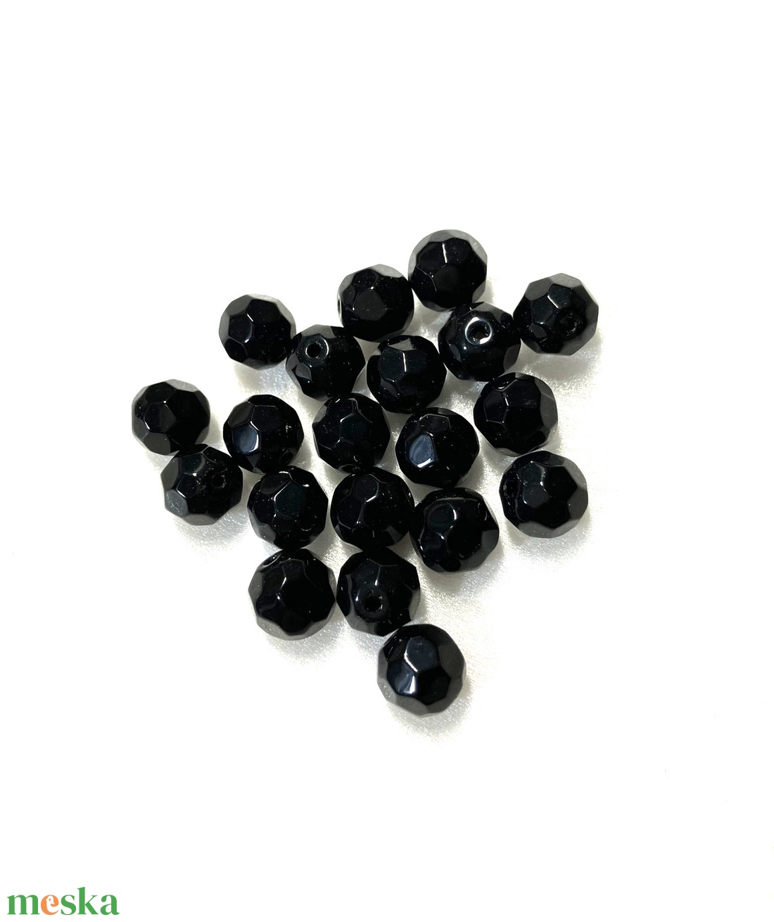 FEKETE, CSISZOLT ÜVEGGYÖNGY, 8 MM-ES - kellékek & szerszámok - gyöngyfűzés kellékek - üveggyöngy - Meska.hu FEKETE, CSISZOLT ÜVEGGYÖNGY, 8 MM-ES - kellékek & szerszámok - gyöngyfűzés kellékek - üveggyöngy - Meska.hu