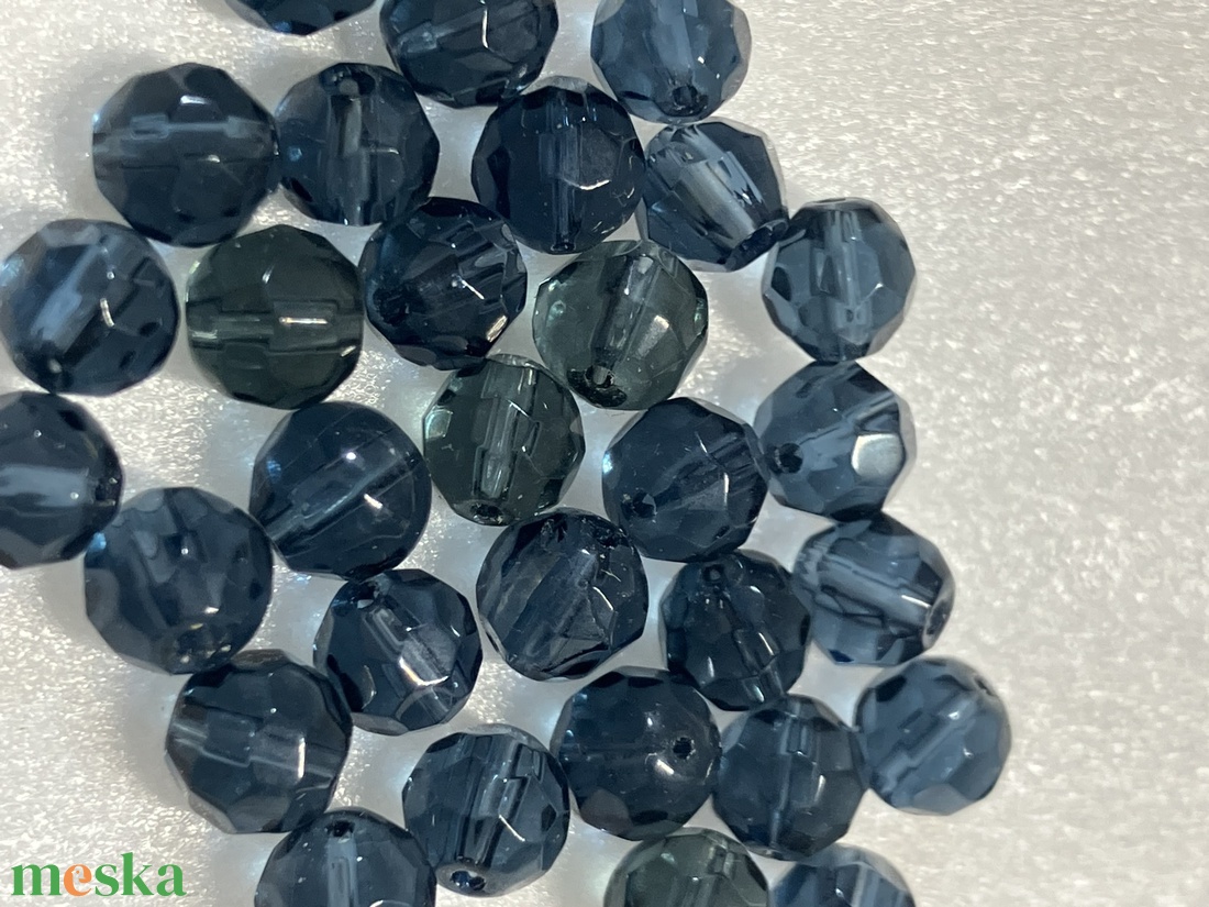 KÉK, CSISZOLT ÜVEGGYÖNGY, 6 MM-ES - kellékek & szerszámok - gyöngyfűzés kellékek - üveggyöngy - Meska.hu KÉK, CSISZOLT ÜVEGGYÖNGY, 6 MM-ES - kellékek & szerszámok - gyöngyfűzés kellékek - üveggyöngy - Meska.hu