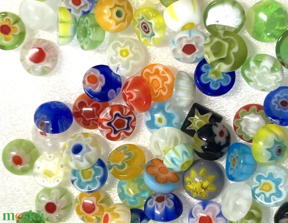  KEREK MILLEFIORI CABOCHON VEGYES SZÍNBEN, 6 MM-ES  - kellékek & szerszámok - gyöngyfűzés kellékek - üveggyöngy - Meska.hu