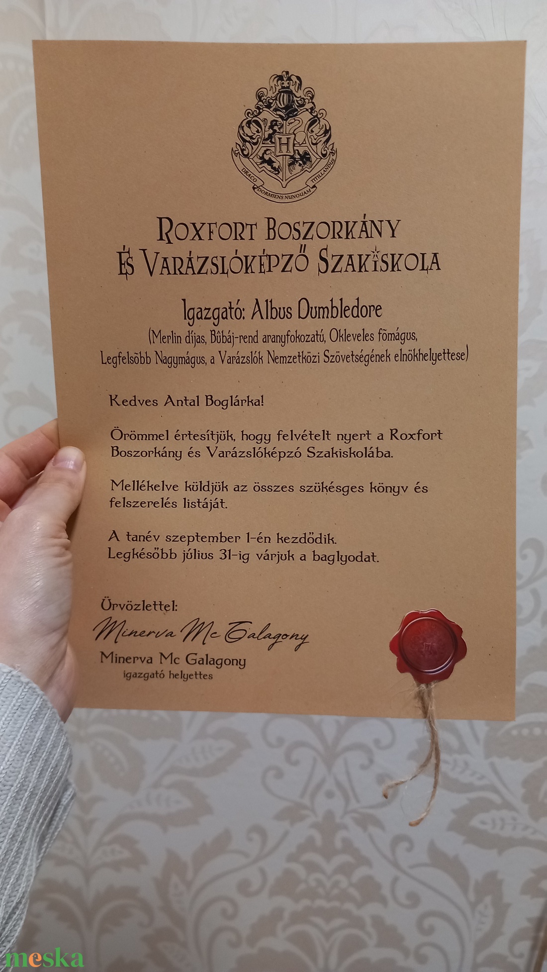 Névre szóló Roxforti levél csak nálam!!! - művészet - grafika & illusztráció - egyéb rajzok - Meska.hu Névre szóló Roxforti levél csak nálam!!! - művészet - grafika & illusztráció - egyéb rajzok - Meska.hu