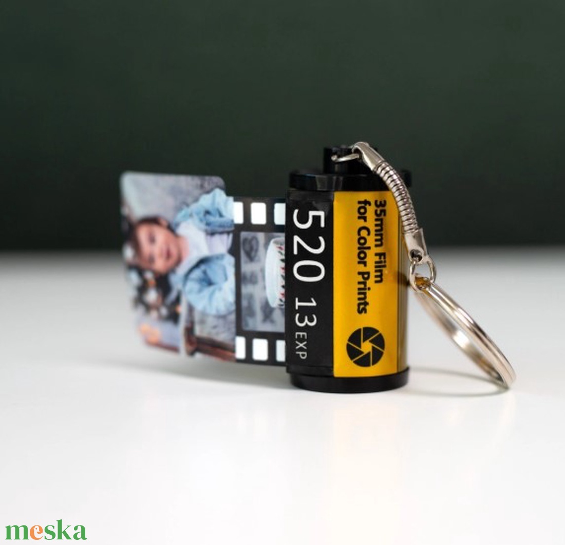Különleges filmszalagos kulcstartó saját fotókkal - táska & tok - kulcstartó & táskadísz - kulcstartó - Meska.hu