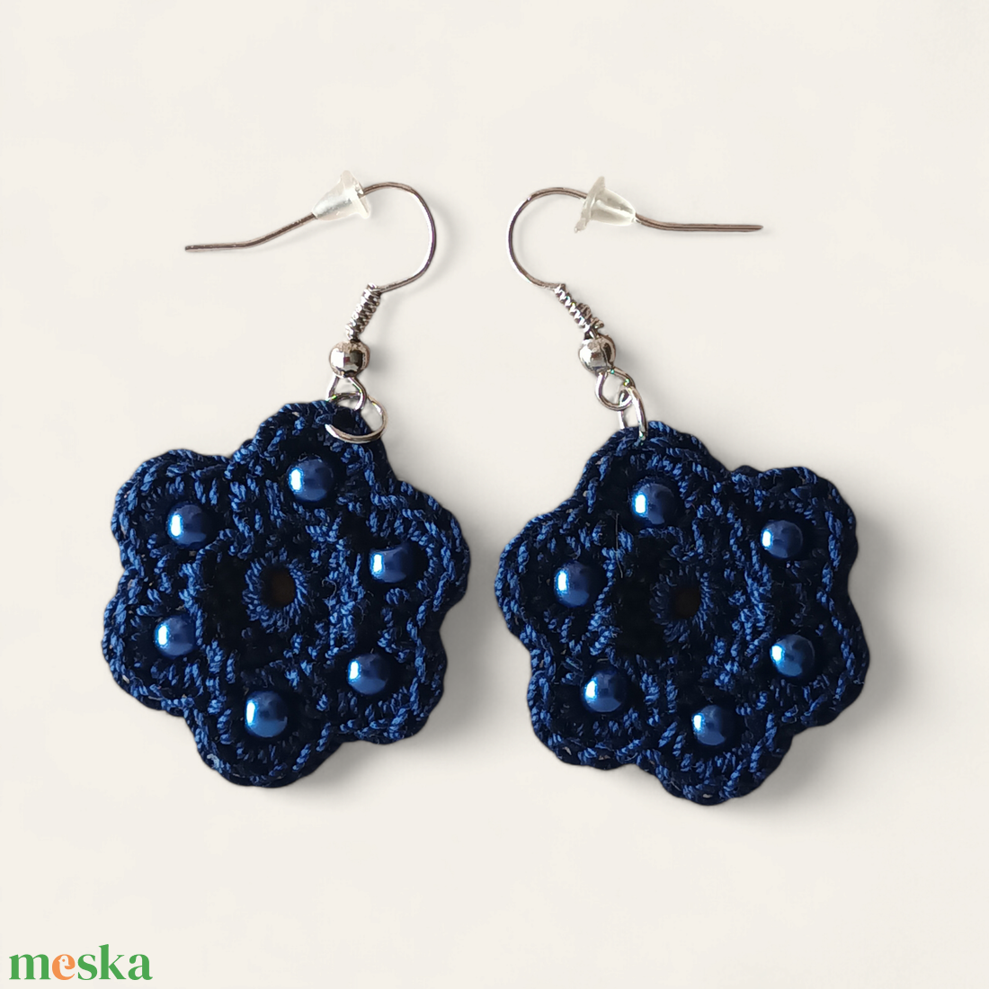 Gerbera fülbevaló sötétkék  - ékszer - fülbevaló - lógós kerek fülbevaló - Meska.hu