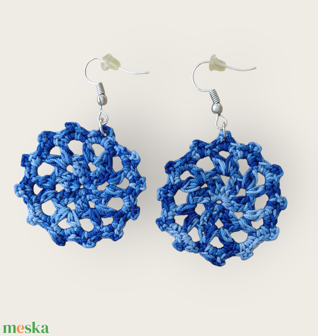 Kristály fülbevaló kék cirmos  - ékszer - fülbevaló - lógó fülbevaló - Meska.hu