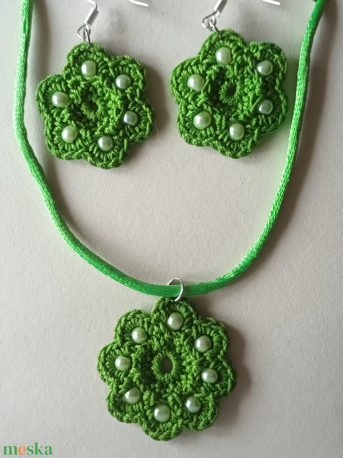 Gerbera  ékszergarnitúra kivizöld  - ékszer - ékszerszett - Meska.hu