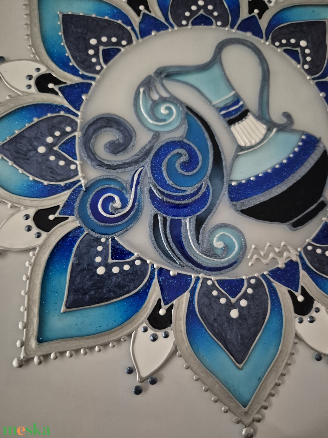 Vízöntős mandala üvegfestmény - otthon & életmód - dekoráció - kép & falikép - üvegkép - Meska.hu