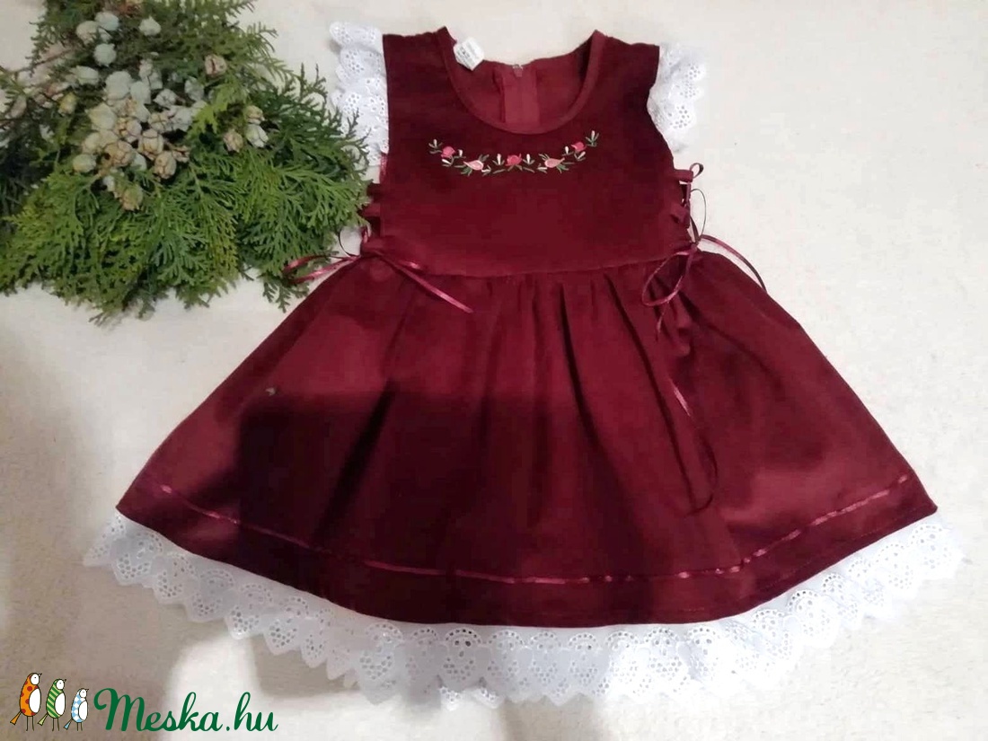 Alkalmi bársony ruha madeira csipkével. - ruha & divat - gyerekruha - ruha - Meska.hu
