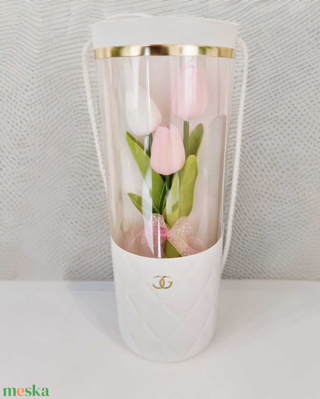 Gumi tulipánok virág táskában  - otthon & életmód - virágdekoráció - virágok - szálas virág - Meska.hu