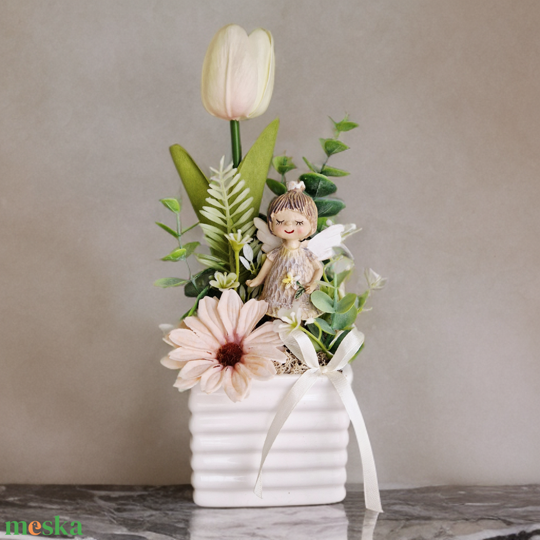 Tavaszi asztaldísz  - otthon & életmód - virágdekoráció - virágdíszek - virágdísz kaspóban - Meska.hu