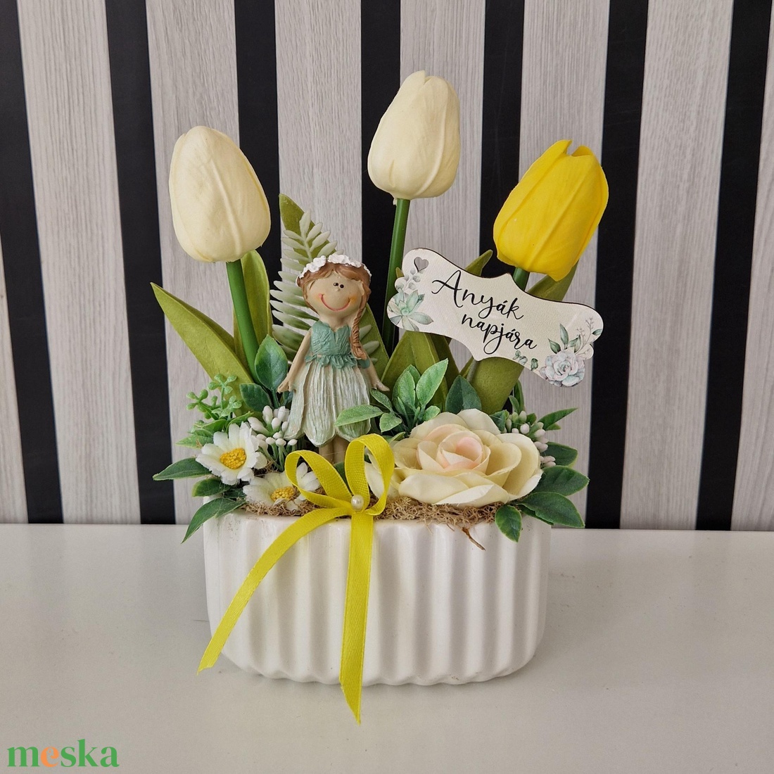 Tavaszi asztaldísz  - otthon & életmód - virágdekoráció - virágdíszek - asztali virágdísz - Meska.hu