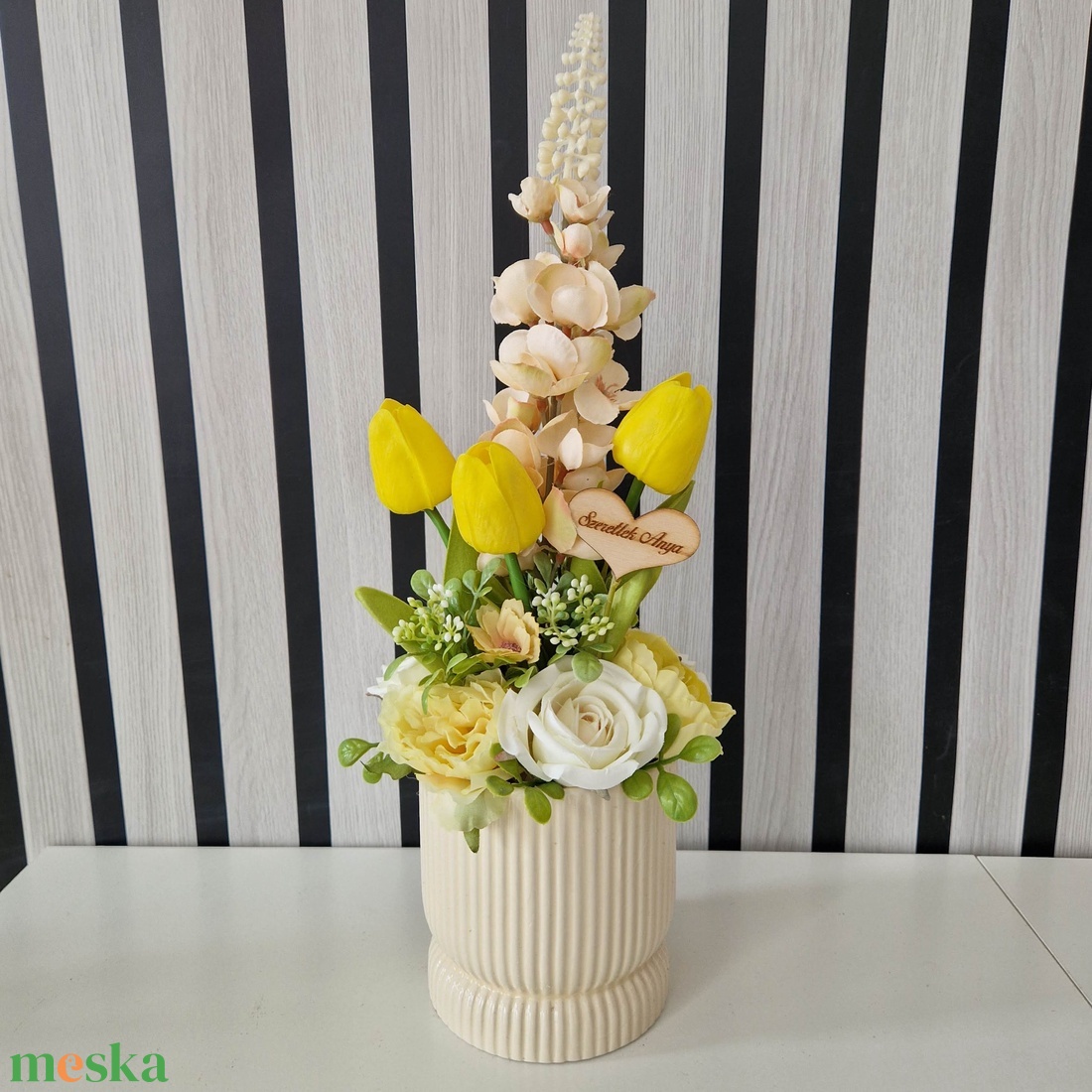 Anyák napjára asztaldísz  - otthon & életmód - virágdekoráció - virágdíszek - asztali virágdísz - Meska.hu