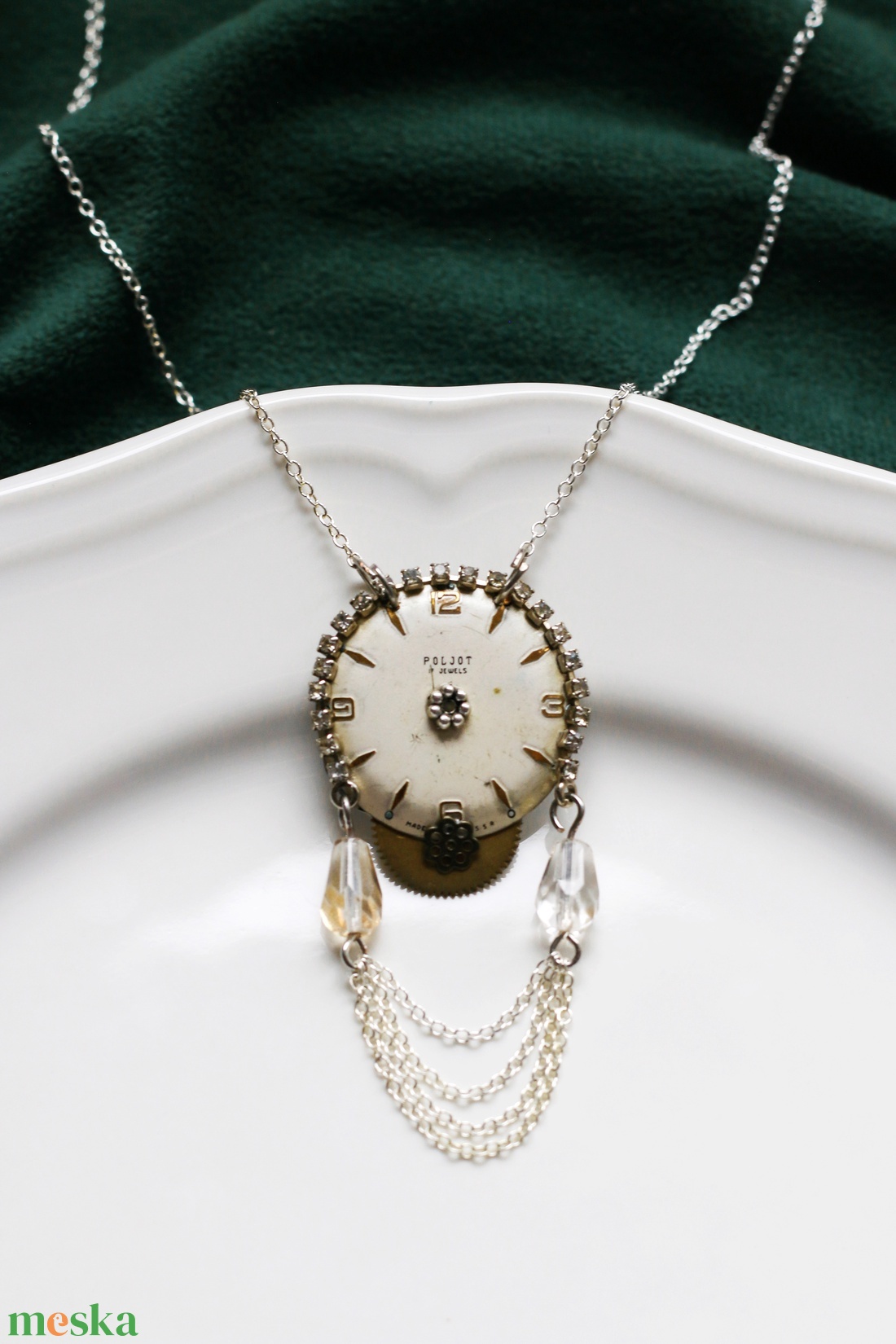 VÉGKIÁRUSÍTÁS Empress Luella Bennett - steampunk nyaklánc - ékszer - nyaklánc - medálos nyaklánc - Meska.hu VÉGKIÁRUSÍTÁS Empress Luella Bennett - steampunk nyaklánc - ékszer - nyaklánc - medálos nyaklánc - Meska.hu