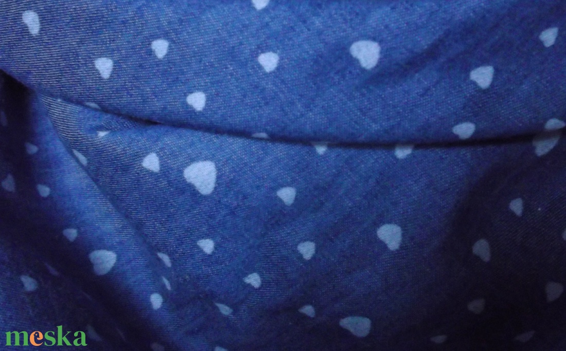 Sál kesztyű szett kék, farmer hatású, fehér szívekkel Körsál Nyakmelegítő - ruha & divat - sál, sapka, kendő - sál - Meska.hu