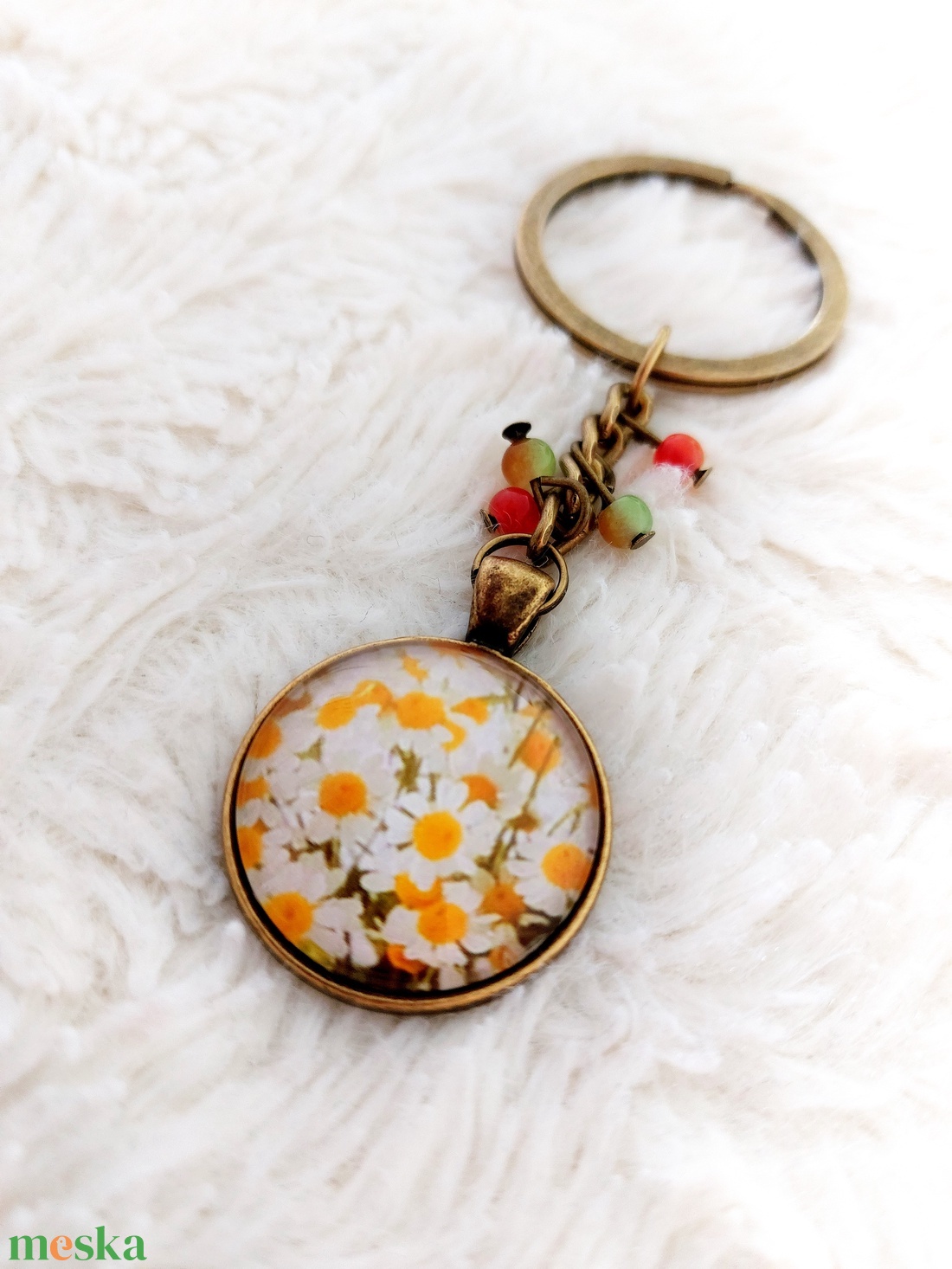 Kamilla virágos kulcstartó kamillás romantikus  - táska & tok - kulcstartó & táskadísz - kulcstartó - Meska.hu