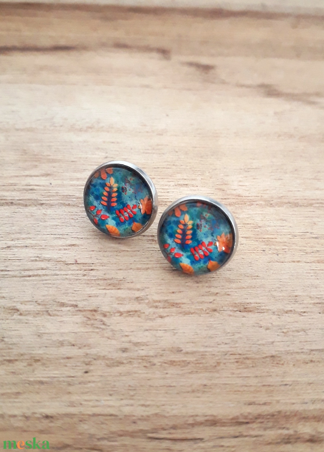 Őszi levelek csipkebogyóval nemesacél fülbevaló, kék  kékeszöld - ékszer - fülbevaló - pötty fülbevaló - Meska.hu