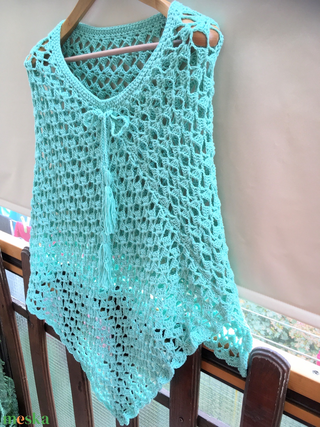 Menta poncsó - ruha & divat - női ruha - poncsó - Meska.hu Menta poncsó - ruha & divat - női ruha - poncsó - Meska.hu